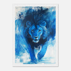 Alivia-Arts KÖNIG IN BLAU – Ausdrucksstarke Löwenkraft - Gerahmtes Poster