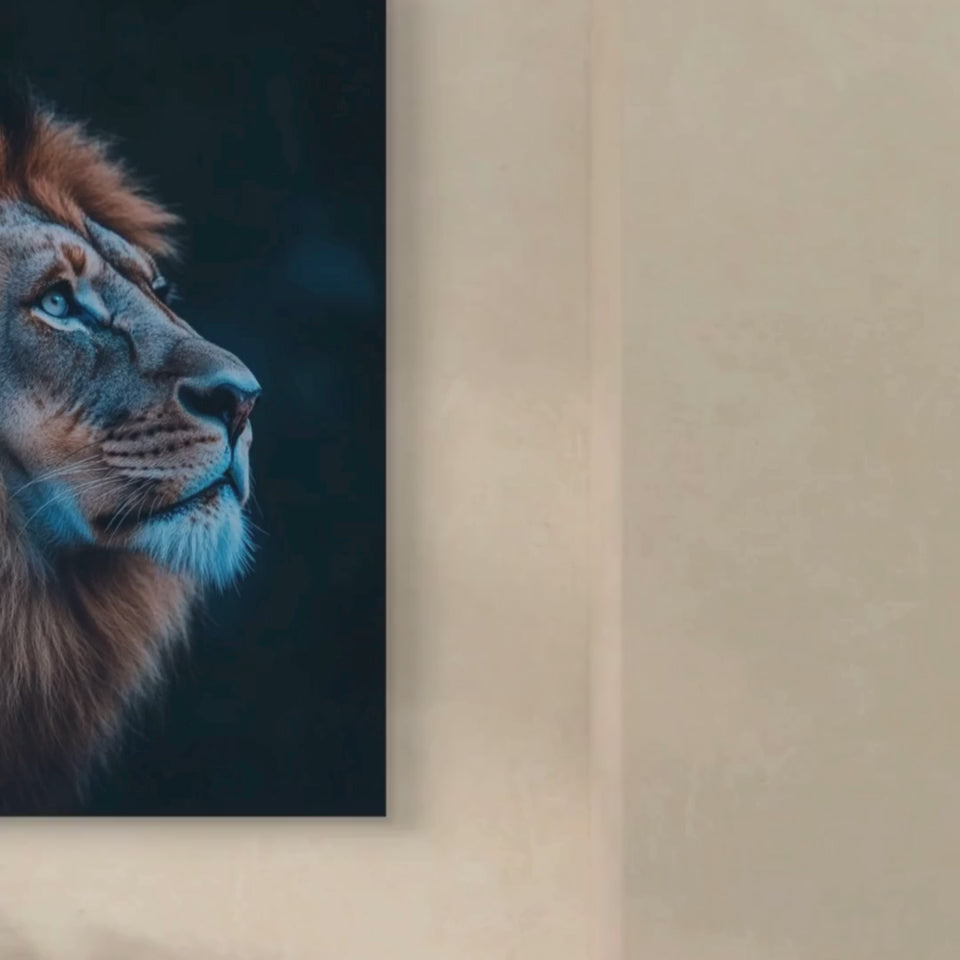 MAJESTÄT DES LICHTS – Der Blick eines Löwen - Leinwand