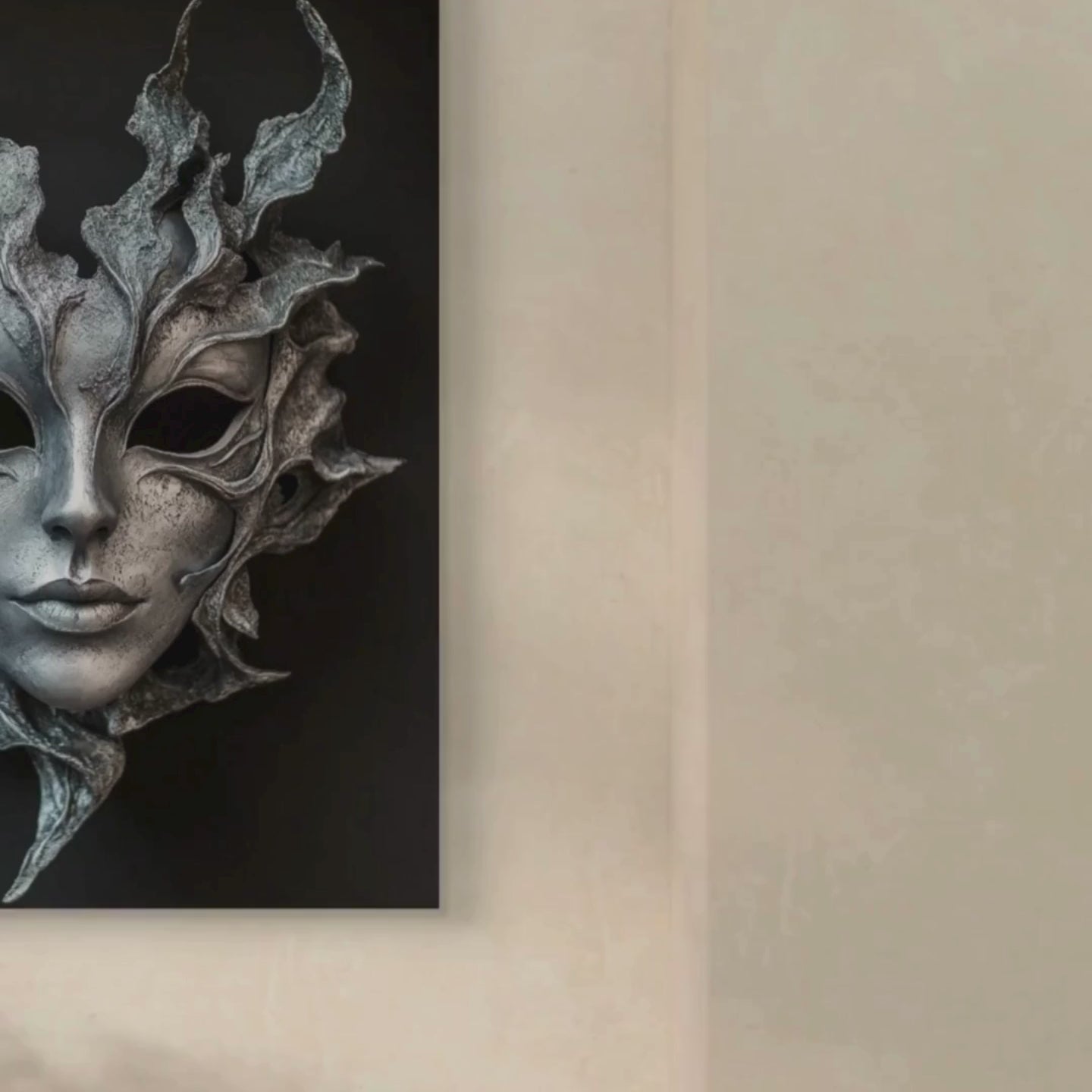 SILVER SHADE – Maske der Stille - Leinwand